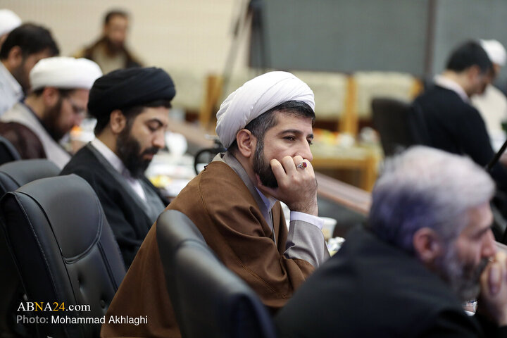 Photos (2): Unveiling ceremony of Encyclopedia of Shia teachings held at AhlulBayt World Assembly