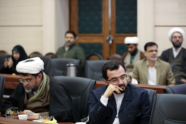 Photos (2): Unveiling ceremony of Encyclopedia of Shia teachings held at AhlulBayt World Assembly