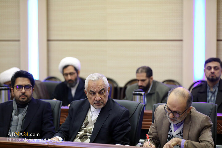 Photos (2): Unveiling ceremony of Encyclopedia of Shia teachings held at AhlulBayt World Assembly