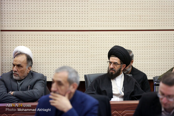 Photos (2): Unveiling ceremony of Encyclopedia of Shia teachings held at AhlulBayt World Assembly
