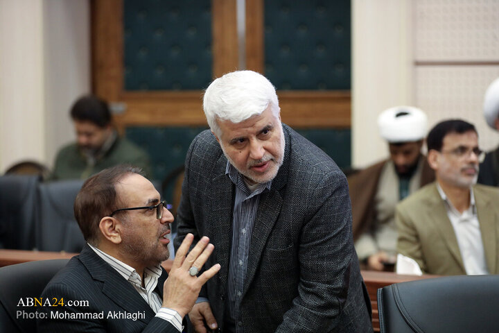 Photos (2): Unveiling ceremony of Encyclopedia of Shia teachings held at AhlulBayt World Assembly