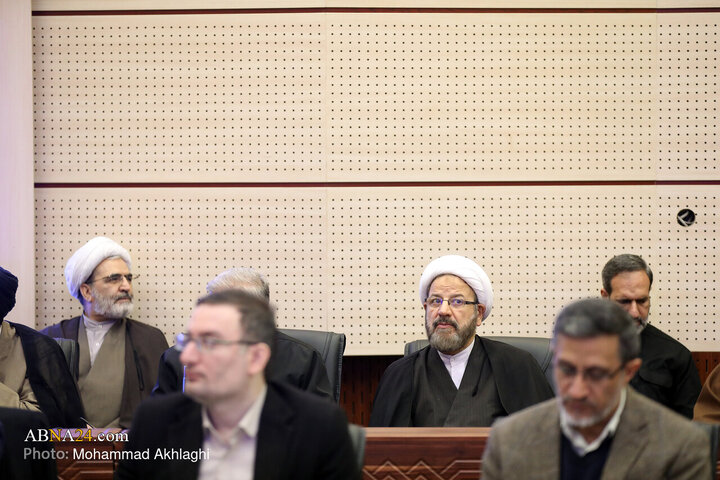 Photos (2): Unveiling ceremony of Encyclopedia of Shia teachings held at AhlulBayt World Assembly