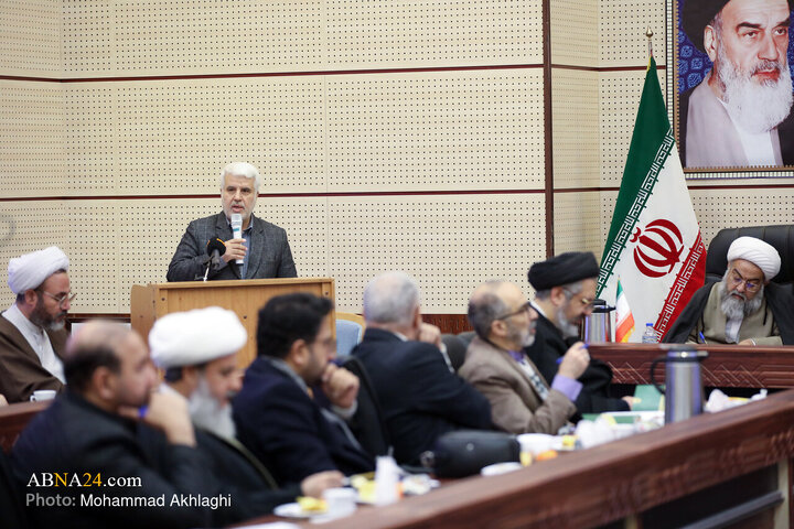 Photos (2): Unveiling ceremony of Encyclopedia of Shia teachings held at AhlulBayt World Assembly