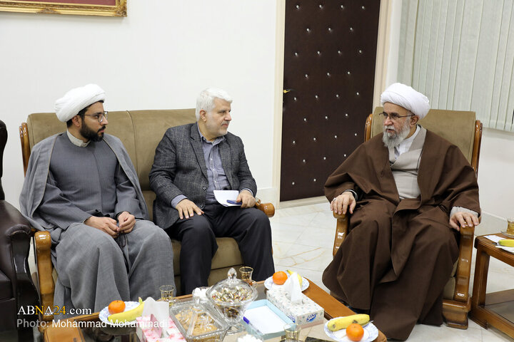 Photos: Foreign guests of Imam Khomeini World Award meet Secretary-General of AhlulBayt World Assembly