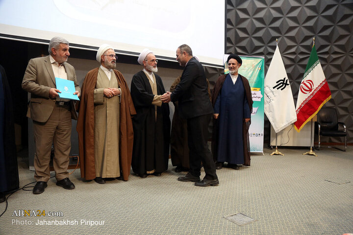 Photos: National conference on “School, Conduct of Holy Prophet: Islamic Humanities for Building Individuals, Society”