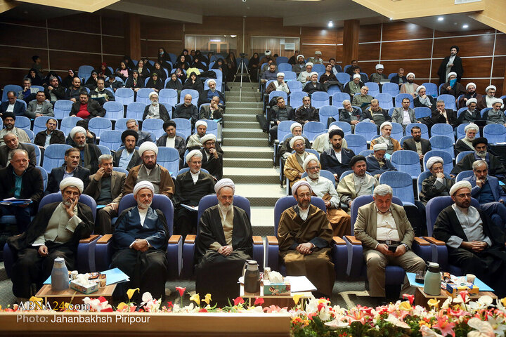 Photos: National conference on “School, Conduct of Holy Prophet: Islamic Humanities for Building Individuals, Society”