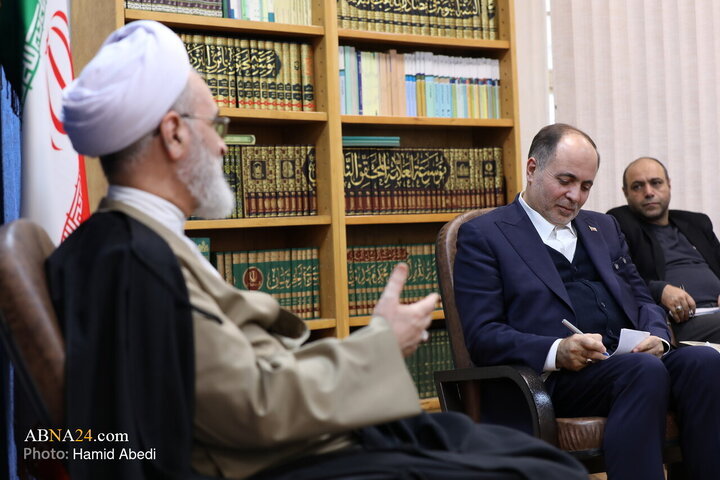 Photos: Minister of Agriculture meets with Ayatollah Arafi