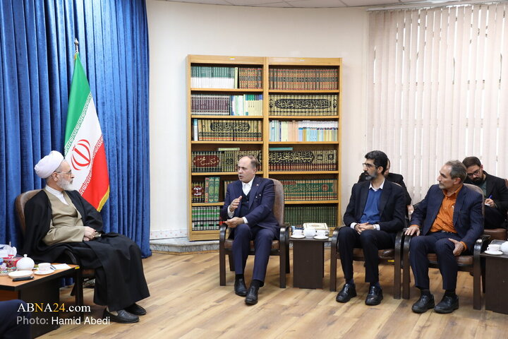 Photos: Minister of Agriculture meets with Ayatollah Arafi