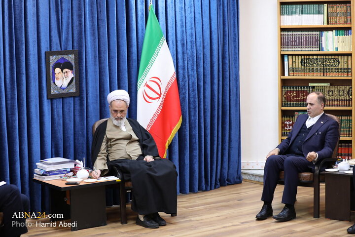 Photos: Minister of Agriculture meets with Ayatollah Arafi