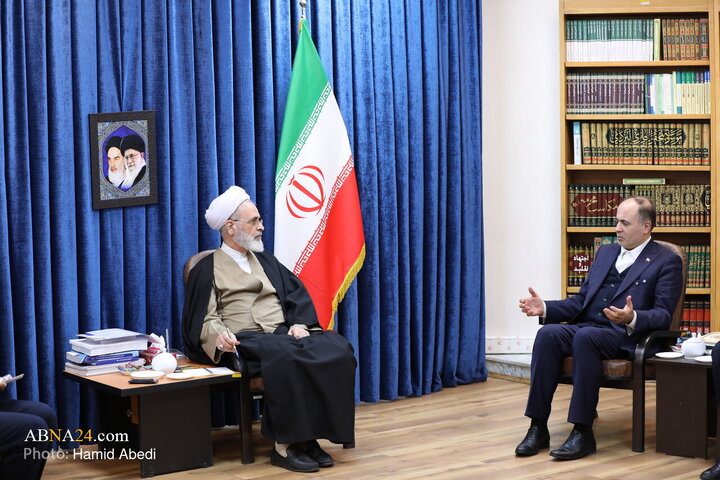 Photos: Minister of Agriculture meets with Ayatollah Arafi