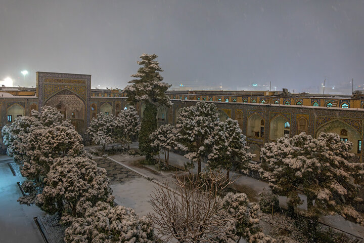 Photos: Autumn Snowfall at Imam Reza Holy Shrine