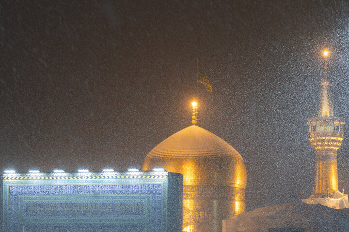 Photos: Autumn Snowfall at Imam Reza Holy Shrine