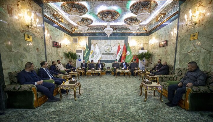 تقرير مصور/ سفير الاتحاد الأوروبي لدى العراق يلتقي نائب الأمين العام للعتبة الحسينية في كربلاء