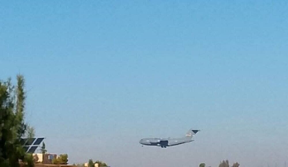 Lumapag ang limang sasakyang panghimpapawid na kargamento ng Estados Unidos sa Syria