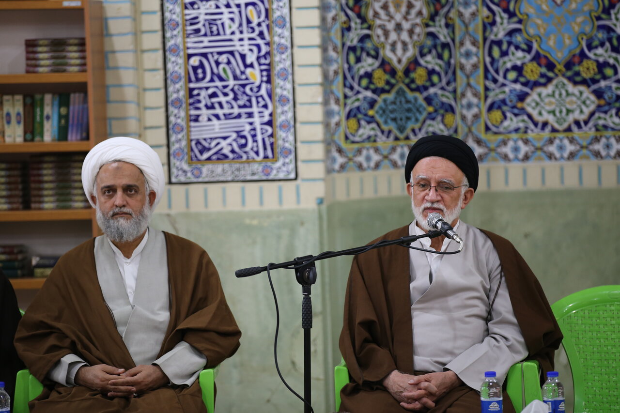 حضور مستمر روحانیت در دانشگاه‌ها می‌تواند اعتماد متقابل را تقویت کند