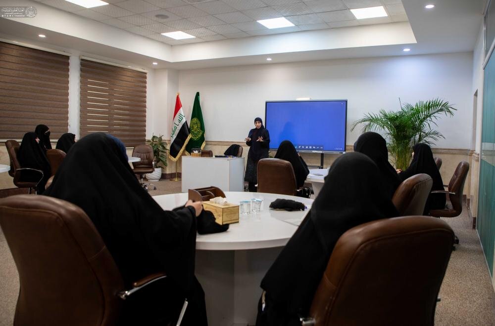 إقامة ورشة تخصصية في مهارات إدارة السؤال والحوار الإنساني في الإعلام الديني للسيدات