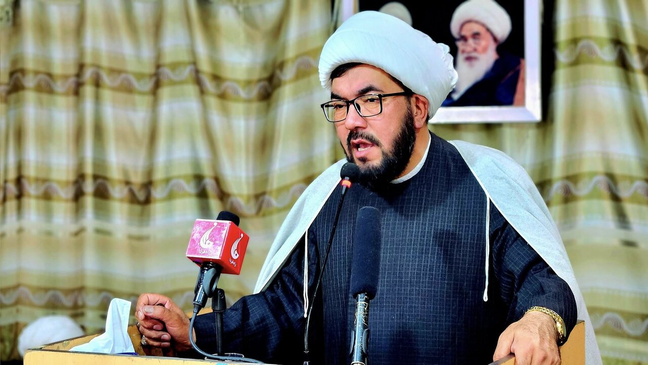 توصیه امام جمعه شیعیان غرب کابل به وحدت، همزمان با افزایش مطالب اختلاف‌انگیز در افغانستان