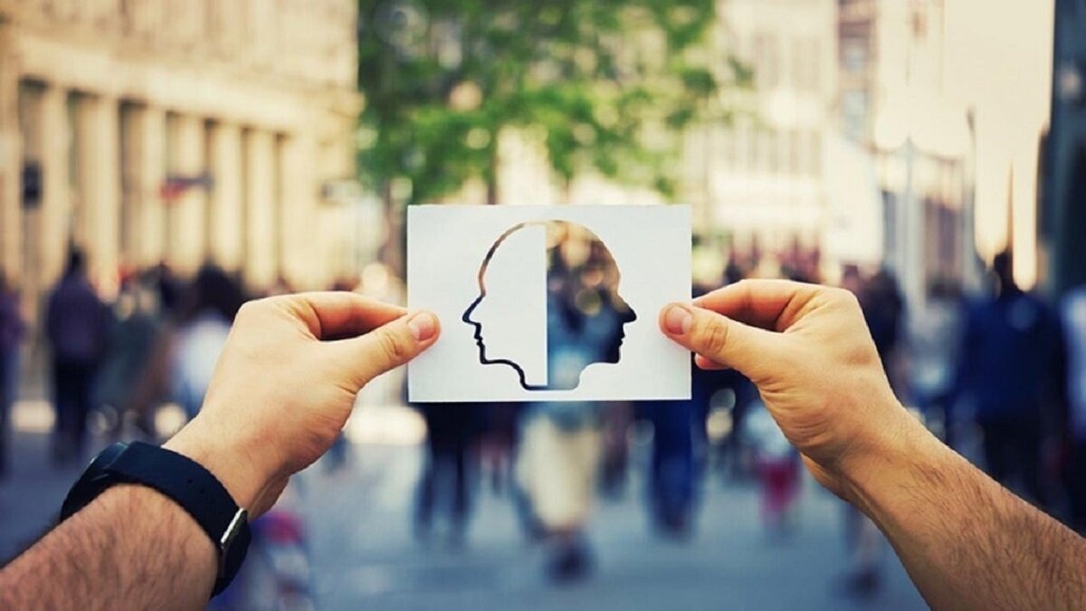 چرا آدم ها اینگونه رفتار می‌کنند؟