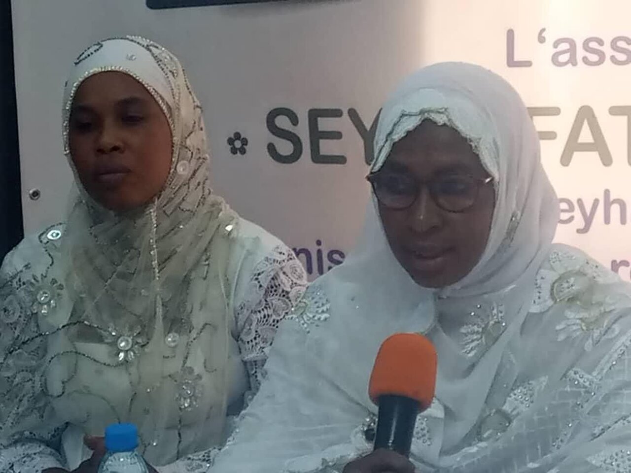 نشست علمی با عنوان »تجلی نور فاطمه زهرا(س)، در همه دورانها« برگزار شد