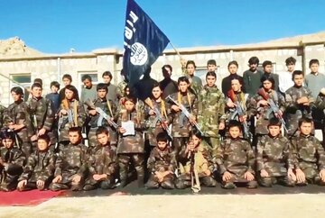 فعالیت داعش در افغانستان؛ جذب ۲ هزار جنگجو و آموزش به کودکان زیر سن قانونی