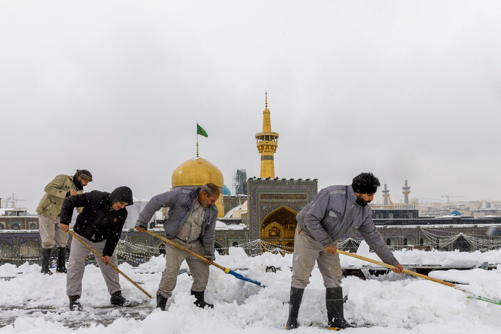 Photos: Snow in Razavi Paradise