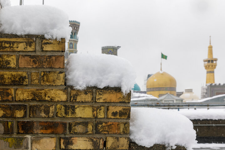 Photos: Snow in Razavi Paradise