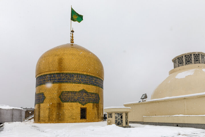 Photos: Snow in Razavi Paradise