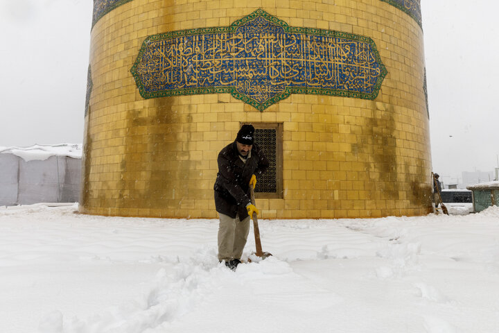 Photos: Snow in Razavi Paradise