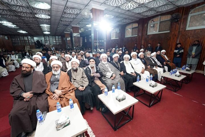 تقرير مصور/ مراسم احتفال بالذكرى الخميسن لتأسيس جامعة أهل البيت (ع) في العاصمة الباكستانية