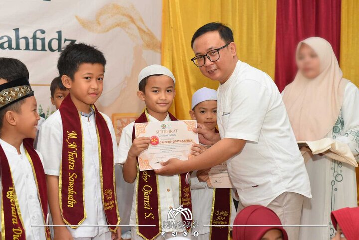 العتبة الحسينية تختتم سلسلة فعاليات خاصة باستذكار ولادة السيدة "فاطمة الزهراء"(ع) في بعض البلدان الاسلامية