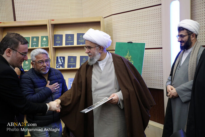 تقرير مصور/ مراسم إزاحة الستار عن موسوعة "المعارف الشيعية" في المجمع العالمي لأهل البيت(ع)