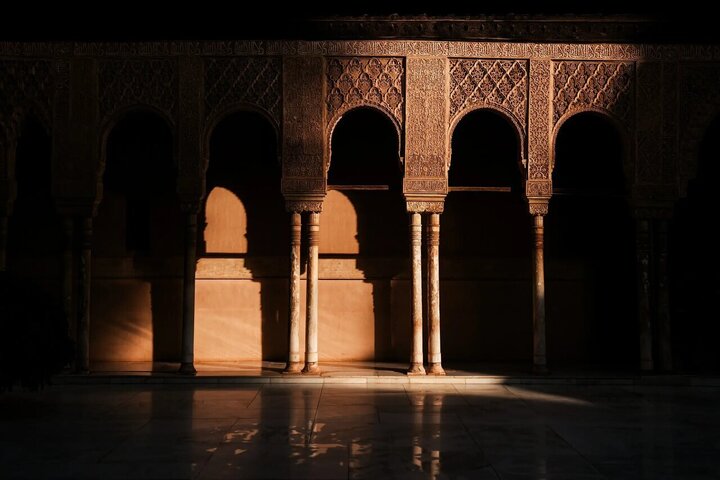 Informe fotográfico | La Alhambra en España: símbolo del patrimonio islámico y esplendor arquitectónico en Europa