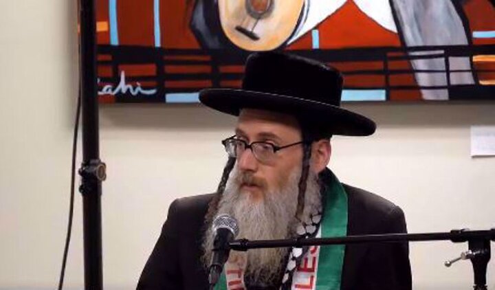 خاخام یهودی: تا زمانیکه نظام صهیونسیتی پابرجاست همه در خطر هستند/ یهودیان، اسرائیل را ترک کنند