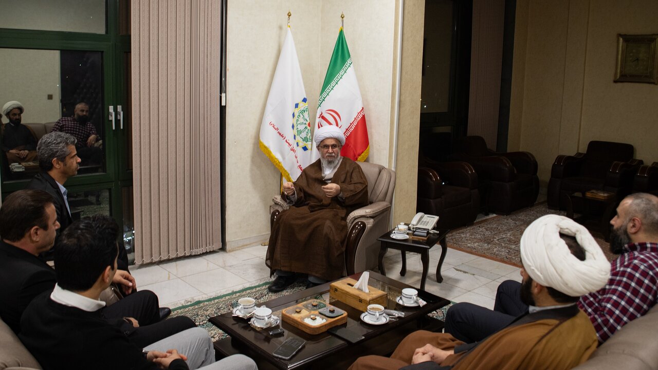 تأکید بر پیوند دیپلماسی ورزشی با گفتمان بین‌المللی اهل‌بیت(ع) در دیدار رئیس فدراسیون تکواندو با آیت الله رمضانی