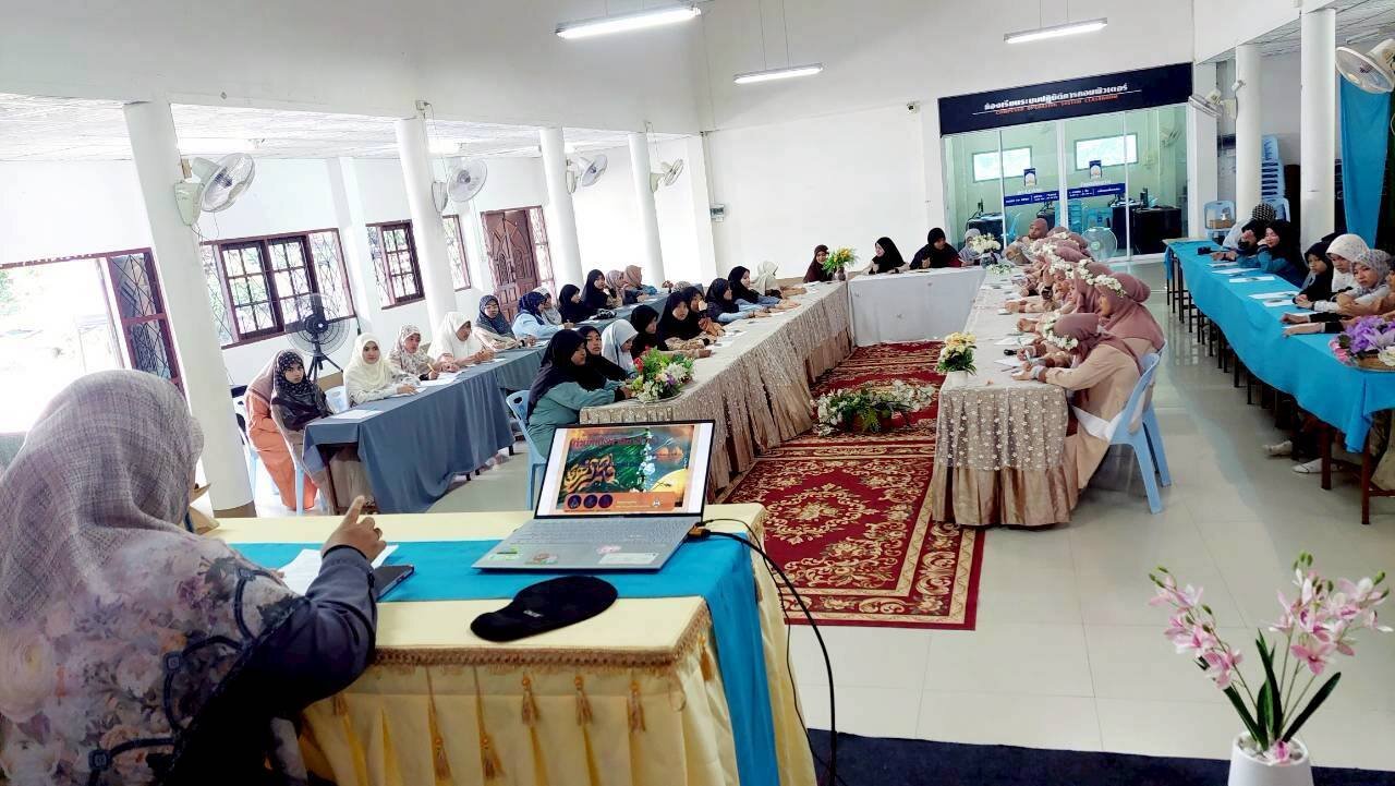 Photos: Dar Al-Zahra center in Thailand hosts conference on "birth of H. Fatima; exemplary woman, tree of Prophethood"