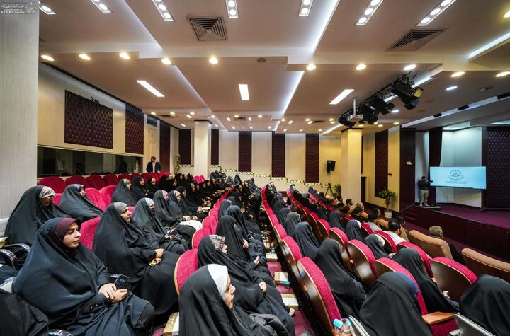 تقرير مصور/ العتبة العوية تقيم حفلا تكريميا للإساتذة الجامعيين المساهمين بإنجاح مهرجان (عباءتي)