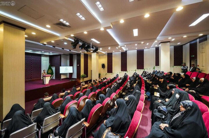 تقرير مصور/ العتبة العوية تقيم حفلا تكريميا للإساتذة الجامعيين المساهمين بإنجاح مهرجان (عباءتي)