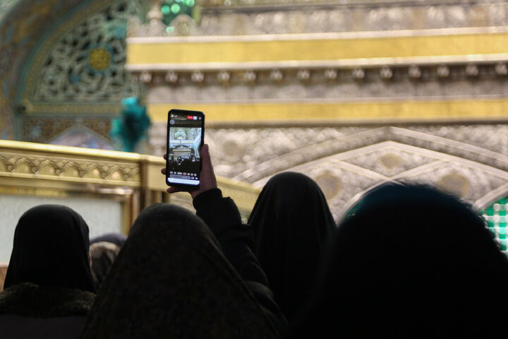 Photos: Atmosphere of Imam Reza holy shrine on night of birth anniversary of Imam Baqir