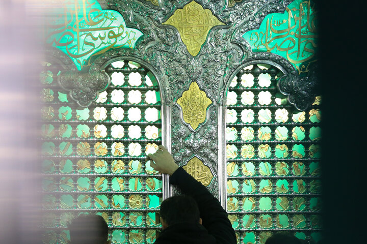 Photos: Atmosphere of Imam Reza holy shrine on night of birth anniversary of Imam Baqir