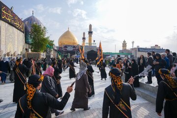 Photos: Tears, Sorrow as Iraqis Commemorate Imam al-Hadi Martyrdom Anniversary in Samarra