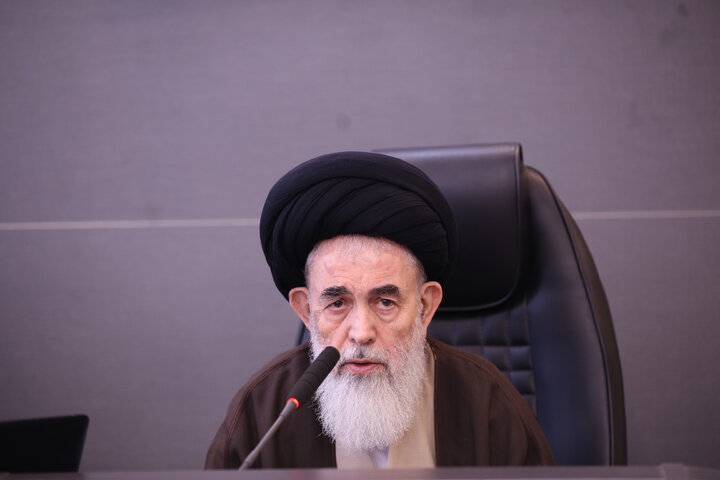 آیت‌الله دستغیب: ضرورت بهره‌گیری از میراث علمی و اخلاقی بزرگان