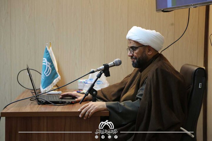 تقرير مصور/ جانب من الحضور في البرنامج التدريبي القرآني (الرحيق المختوم) بمدينة قم