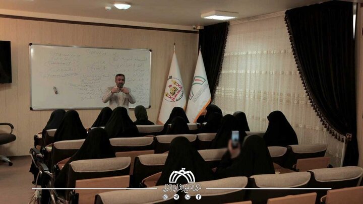 تقرير مصور/ جانب من الحضور في البرنامج التدريبي القرآني (الرحيق المختوم) بمدينة قم