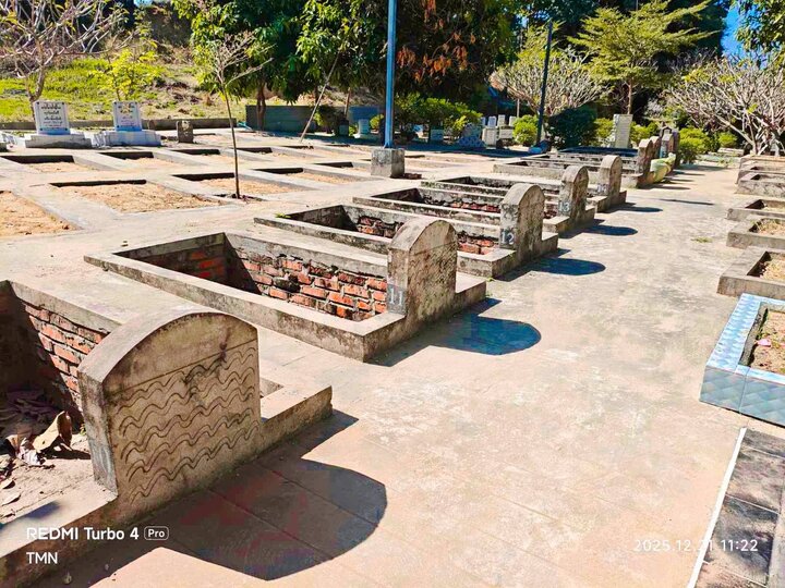 ဒီဇင်ဘာလ ၂၁ရက်နေ့ ၂၀၂၅ ခုနှစ် စုပေါင်းသန့်ရှင်းရေးပြီးနောက်  ပြည်မြို့ ရှီအဟ်  မွတ်စလင်မ် သုဿန် ၏ ပုံရိပ်များ   ။ ။ Photos