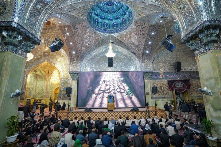 Informe fotográfico | Miles de personas se congregan en el Santuario de Al-Askari para conmemorar el martirio del Imam Alí al-Hadi (la paz sea con él)