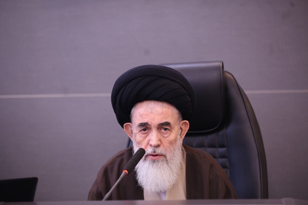 آیت‌الله دستغیب: ضرورت بهره‌گیری از میراث علمی و اخلاقی بزرگان