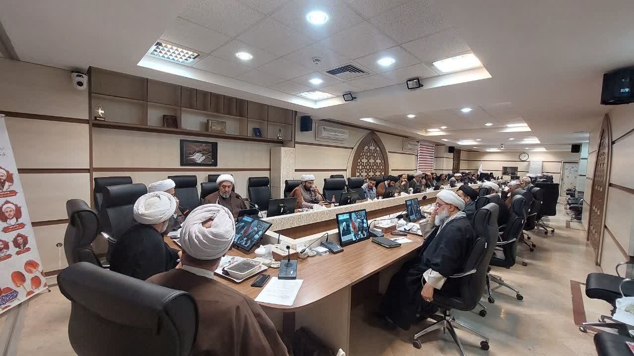 &nbsp;نشست «واکاوی بیانات رهبر انقلاب در جمع مداحان در سال ۱۴۰۴» برگزار شد + تصویر