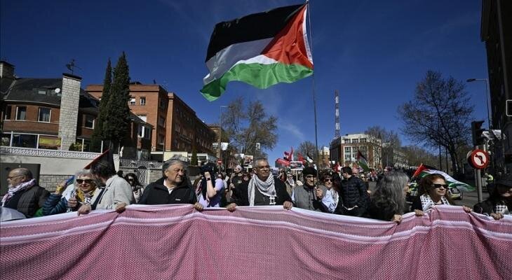EUA consideram medidas punitivas contra a Espanha por restrições ao envio de armas israelenses
