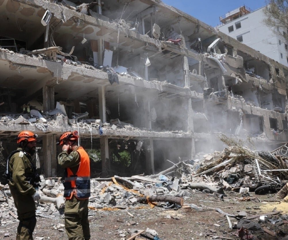 إعلام إسرائيلي: صواريخ إيران حققت إصابات مهمة في الحرب و"إسرائيل" تسترت على الخسائر