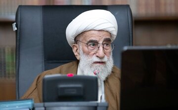 قوی کردن بنیه علمی و اعتقادی، بهترین راه مقابله با هجمه‌های فرهنگی است 